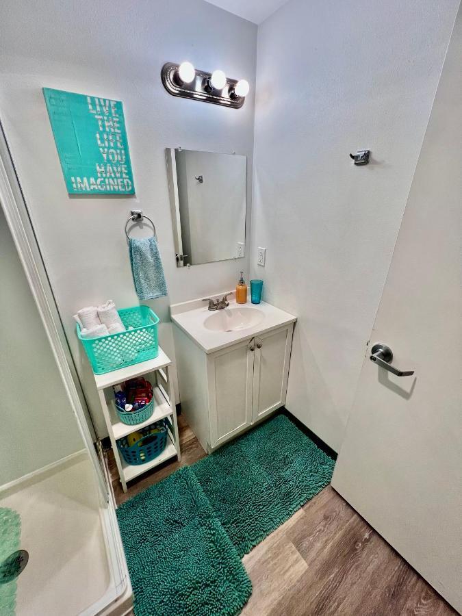 Micro Studio Apartment 10 Minutes Walk To University Of Washington シアトル エクステリア 写真