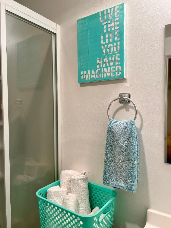 Micro Studio Apartment 10 Minutes Walk To University Of Washington シアトル エクステリア 写真